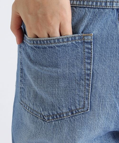 studio CLIP（スタディオクリップ）の「リメイクボーイフレンドパンツ（パンツ・ライトインディゴ/インディゴ・M/L）」の11枚目の写真