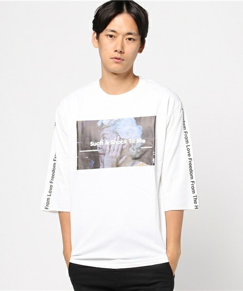 DISCOVERED（ディスカバード）の「■別注■DISCOVE（RED)×MIDWEST 『SUCH』Tシャツ（Tシャツ/カットソー・メンズ・ホワイト・MEDIUM/LARGE）」の4枚目の写真