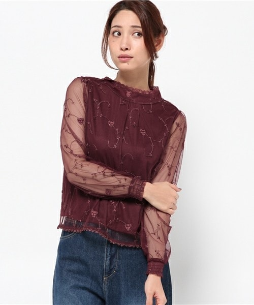 archives（アルシーヴ）の「刺しゅう地プルオーバー（シャツ/ブラウス・レディース・オフホワイト/ブラック/ワイン・MEDIUM）」の3枚目の写真