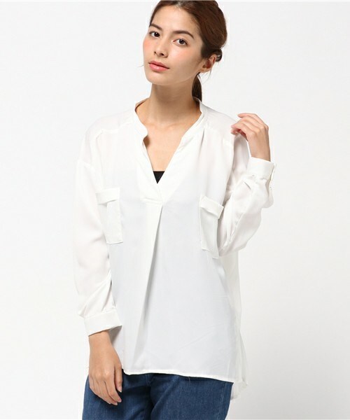 archives（アルシーヴ）の「胸ポケ付スキッパーブラウス（シャツ/ブラウス・レディース・ホワイト/オフホワイト/カーキ/ピンクベージュ/ブラック・MEDIUM）」の3枚目の写真