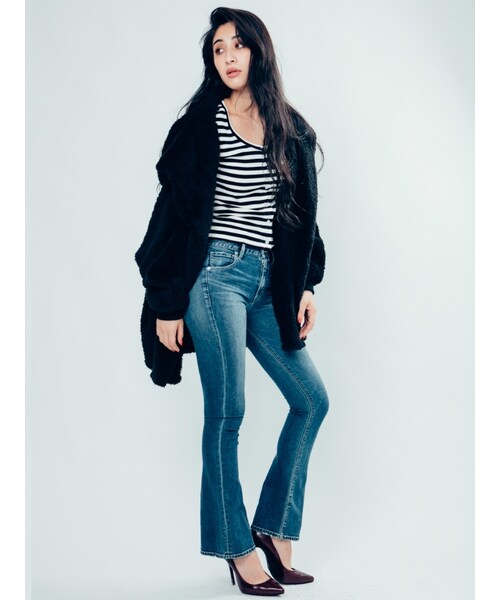 GYDA(ジェイダ)の「フードボアコート(ジャケット/アウター・レディース・オフホワイト/ブラック/ベージュ)」の4枚目の写真