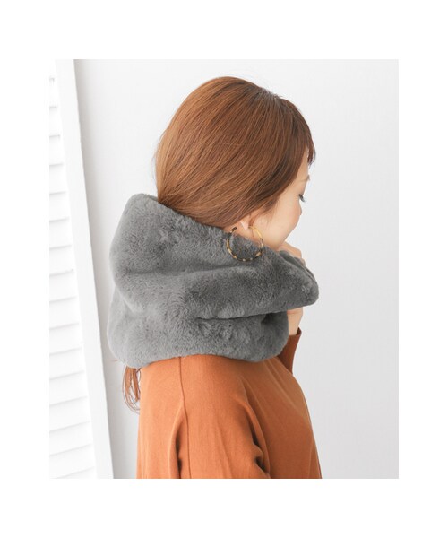 URBAN RESEARCH DOORS(アーバンリサーチドアーズ)の「【予約】ふんわりフェイクスヌード(ファッション雑貨・レディース・NAVY/BEIGE/CAMEL/GRAY・one)」の8枚目の写真