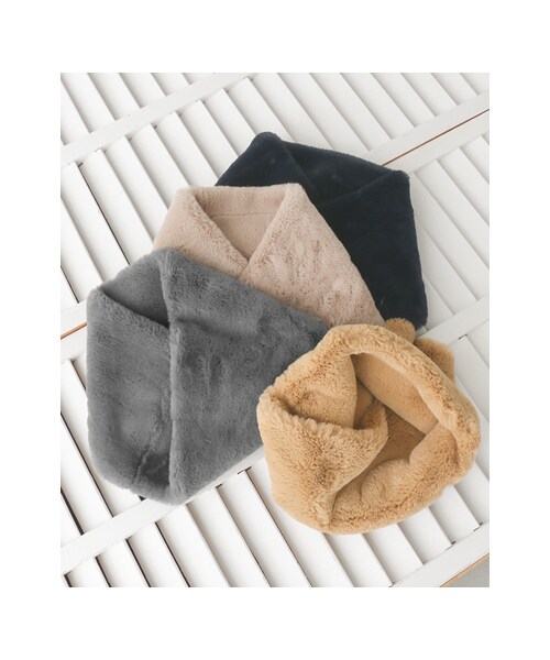URBAN RESEARCH DOORS(アーバンリサーチドアーズ)の「【予約】ふんわりフェイクスヌード(ファッション雑貨・レディース・NAVY/BEIGE/CAMEL/GRAY・one)」の9枚目の写真