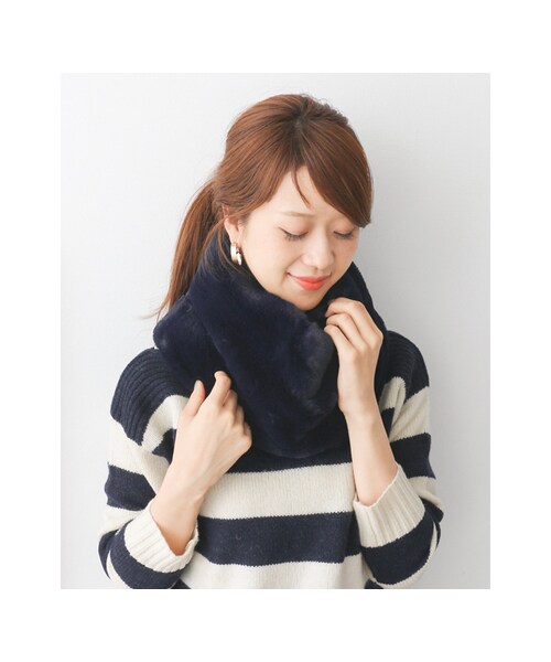 URBAN RESEARCH DOORS(アーバンリサーチドアーズ)の「【予約】ふんわりフェイクスヌード(ファッション雑貨・レディース・NAVY/BEIGE/CAMEL/GRAY・one)」の5枚目の写真