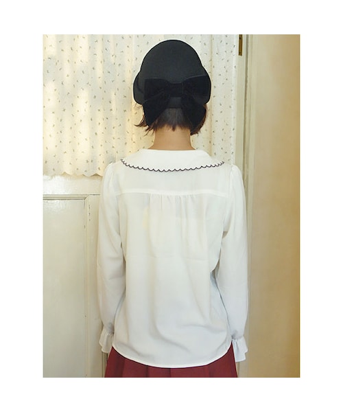 F i.n.t（フィント）の「ブドウ刺繍衿ブラウス/F i.n.t（シャツ/ブラウス・レディース・その他）」の3枚目の写真