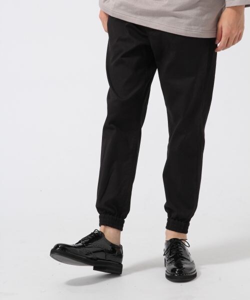 HARE(ハレ)の「カツラギストレッチジョガーパンツ(パンツ・オフホワイト/ブラック/ベージュ・S/M/L)」の2枚目の写真