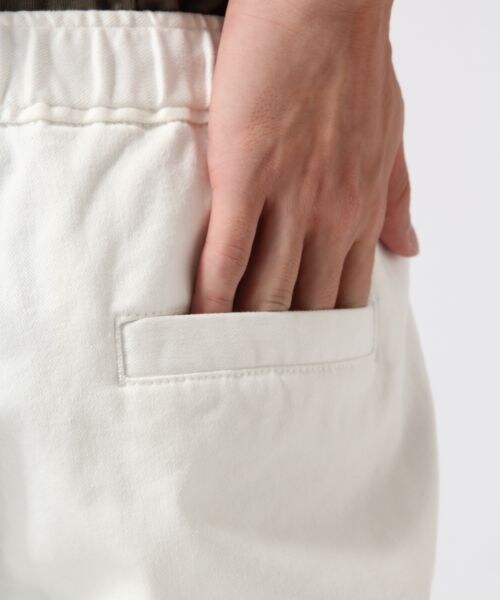 HARE(ハレ)の「カツラギストレッチジョガーパンツ(パンツ・オフホワイト/ブラック/ベージュ・S/M/L)」の13枚目の写真