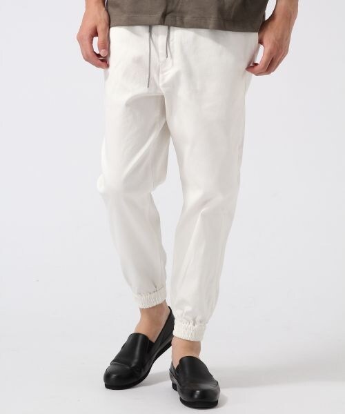 HARE(ハレ)の「カツラギストレッチジョガーパンツ(パンツ・オフホワイト/ブラック/ベージュ・S/M/L)」の1枚目の写真