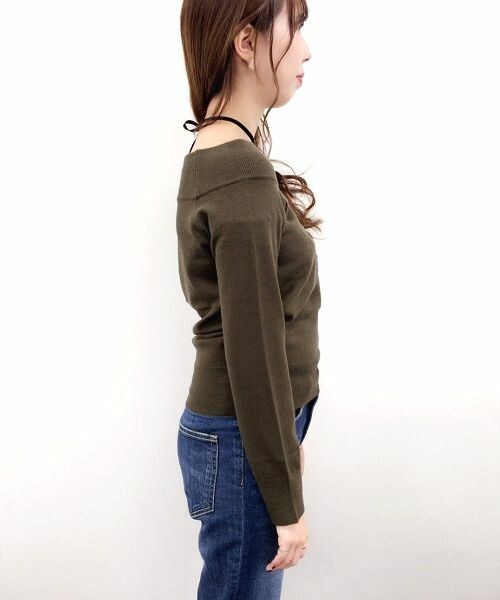 archives（アルシーヴ）の「【予約】オフショルプルオーバー（ニット/セーター・レディース・オフホワイト/ブラック/グレー/カーキ/ワイン・MEDIUM）」の8枚目の写真