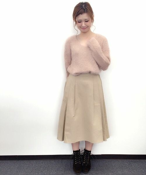 archives（アルシーヴ）の「【予約】Vネックシャギーﾆｯﾄ（ニット/セーター・レディース・アイボリー/ブラック/グレー/ブルー/ピンク・MEDIUM）」の5枚目の写真