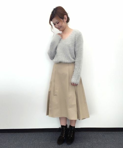 archives（アルシーヴ）の「【予約】Vネックシャギーﾆｯﾄ（ニット/セーター・レディース・アイボリー/ブラック/グレー/ブルー/ピンク・MEDIUM）」の3枚目の写真