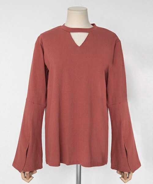 DHOLIC(ディーホリック)の「スリットベルスリーブTシャツ(Tシャツ/カットソー・レディース・アイボリー/ブラック/ブラウン・FREE)」の3枚目の写真