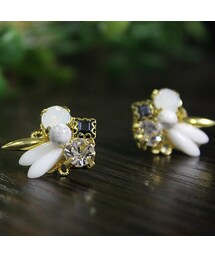 CHOUCHOU | スクエアブラックストーンとスワロフスキーのビジュー ピアス/イヤリング(ピアス（両耳用）)