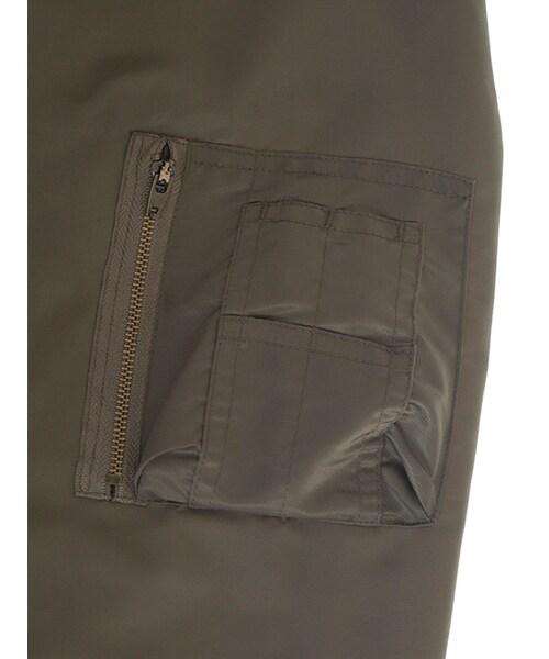 w closet(ダブルクローゼット)の「BIGシルエットリバーシブルMA-1(ジャケット/アウター・レディース・カーキ/ブラック・FREE)」の9枚目の写真