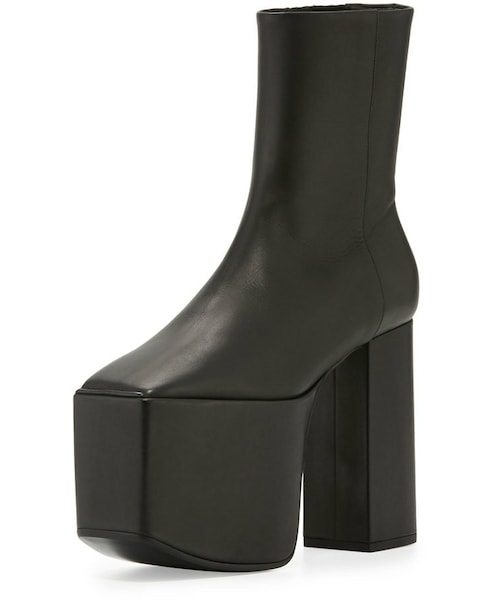 BALENCIAGA（バレンシアガ）の「Balenciaga Wayio Leather Super