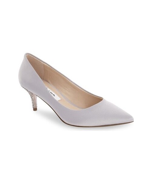 Ninarobe(ニーナローブ)の「Nina 'Teressa' Crystal Heel Pump (Women)(パンプス・レディース・Black/Beige/Blue/Silver/Red・Regular 10 M/Regular 11 M/Regular 5 M/Regular 5.5 M/Regular 6 M/Regular 6.5 M/Regular 7 M/Regular 7.5 M/Regular 8 M/Regular 8.5 M/Regular 9 M/Regular 9.5 M)」の5枚目の写真