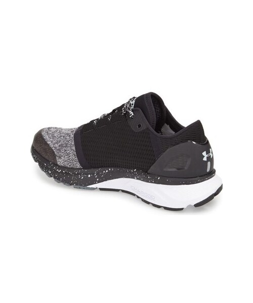 UNDER ARMOUR(アンダーアーマー)の「Under Armour 'Charged Bandit 2' Running Shoe (Women)(スニーカー・レディース・Gray/Red・Regular 10 M/Regular 11 M/Regular 5.5 M/Regular 6 M/Regular 6.5 M/Regular 7 M/Regular 7.5 M/Regular 8 M/Regular 8.5 M/Regular 9 M/Regular 9.5 M)」の4枚目の写真