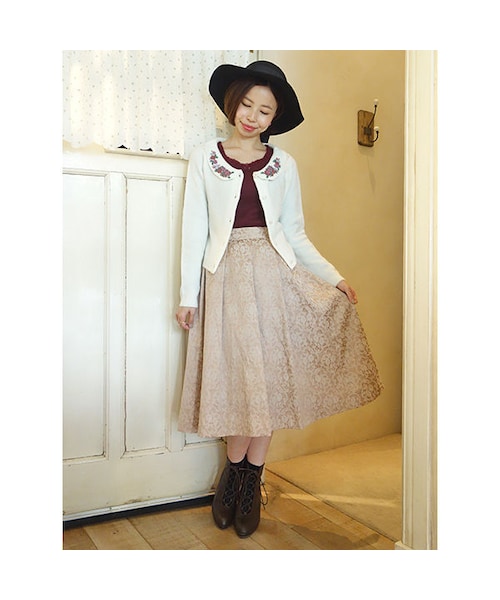 an another angelus（アンアナザーアンジェラス）の「ダマスク柄タックスカート/an another angelus limited（スカート・レディース・その他）」の4枚目の写真