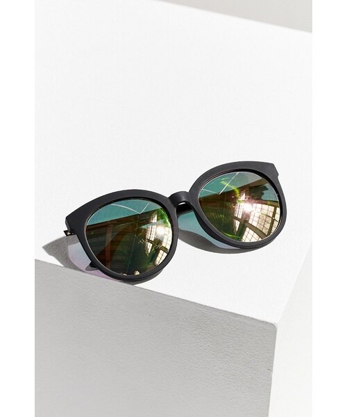 quay(キー)の「Quay X Chrisspy Jetlag Sunglasses(サングラス・レディース・Black・ONE SIZE)」の7枚目の写真