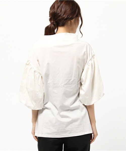 actuel(アクチュエル)の「シルケット天竺ボリュームボトルネックP/O(Tシャツ/カットソー・レディース・オフホワイト/ブラック/ボルドー・FREE)」の5枚目の写真