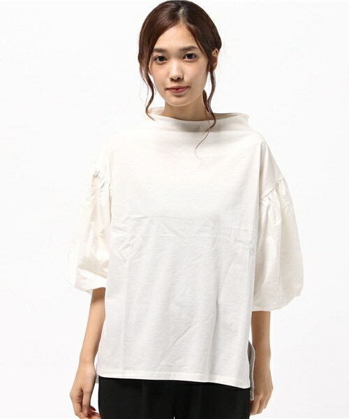 actuel(アクチュエル)の「シルケット天竺ボリュームボトルネックP/O(Tシャツ/カットソー・レディース・オフホワイト/ブラック/ボルドー・FREE)」の10枚目の写真