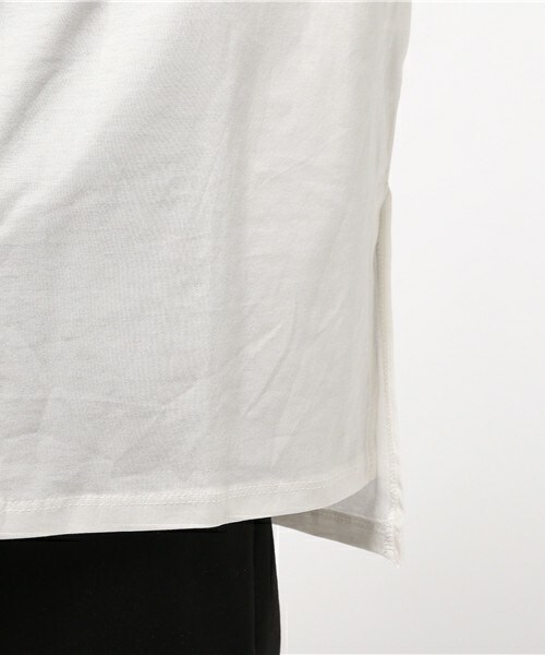 actuel(アクチュエル)の「シルケット天竺ボリュームボトルネックP/O(Tシャツ/カットソー・レディース・オフホワイト/ブラック/ボルドー・FREE)」の8枚目の写真