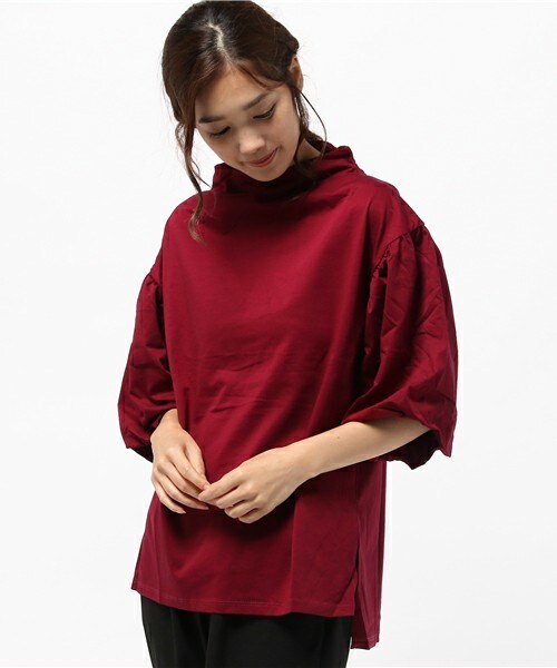 actuel(アクチュエル)の「シルケット天竺ボリュームボトルネックP/O(Tシャツ/カットソー・レディース・オフホワイト/ブラック/ボルドー・FREE)」の1枚目の写真