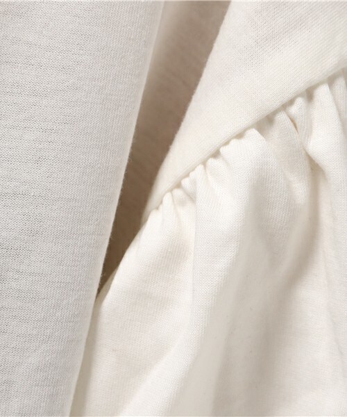 actuel(アクチュエル)の「シルケット天竺ボリュームボトルネックP/O(Tシャツ/カットソー・レディース・オフホワイト/ブラック/ボルドー・FREE)」の9枚目の写真