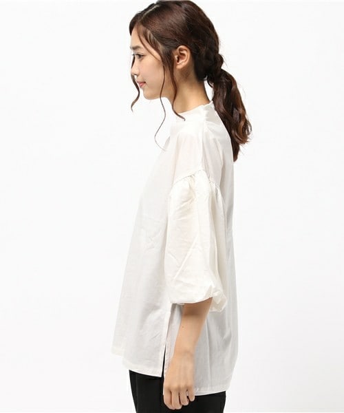 actuel(アクチュエル)の「シルケット天竺ボリュームボトルネックP/O(Tシャツ/カットソー・レディース・オフホワイト/ブラック/ボルドー・FREE)」の4枚目の写真