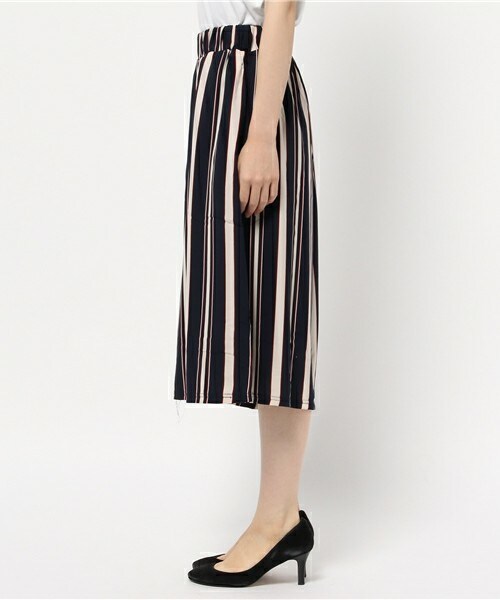 INTERPLANET（インタープラネット）の「マルチストライプスカンツ（その他パンツ・レディース・ブラック/ネイビー・FREE）」の4枚目の写真