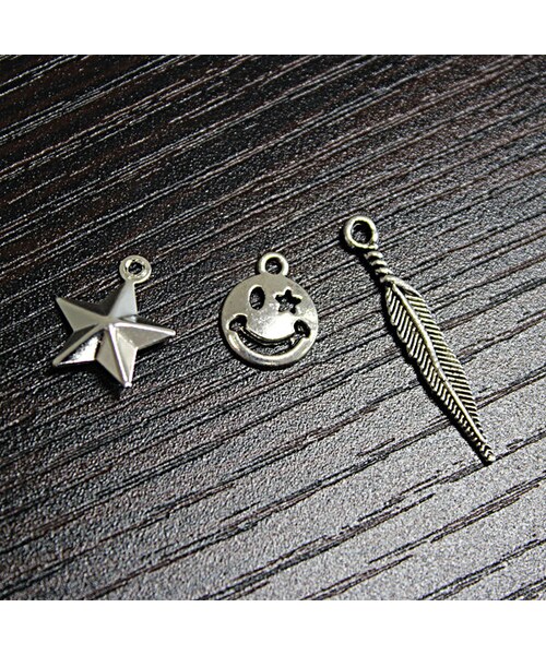 CHOUCHOU（チュチュ）の「マルチバンダナ ネックレス＆ブレスレット 2Waytype（ブレスレット・レディース・トリコロール・Free）」の4枚目の写真