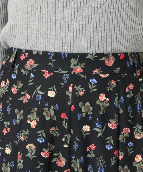 LOWRYS FARM（ローリーズファーム）の「ＪＺアソートハナガラスカーチョ（パンツ・ブラック/グレー/ブラウン・F）」の6枚目の写真