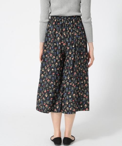 LOWRYS FARM（ローリーズファーム）の「ＪＺアソートハナガラスカーチョ（パンツ・ブラック/グレー/ブラウン・F）」の5枚目の写真