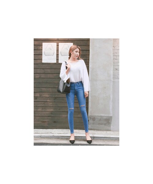 FLYMODEL(フライモデル)の「シンプルボートネックニットトップス(P0000QHA)(Tシャツ/カットソー・レディース・ホワイト・FREE)」の1枚目の写真