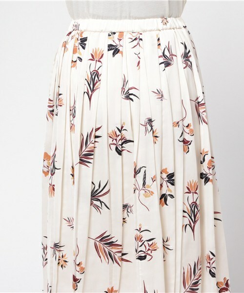 INTERPLANET（インタープラネット）の「レトロボタニカルプリーツSK（スカート・レディース・オフホワイト/ネイビー・FREE）」の7枚目の写真