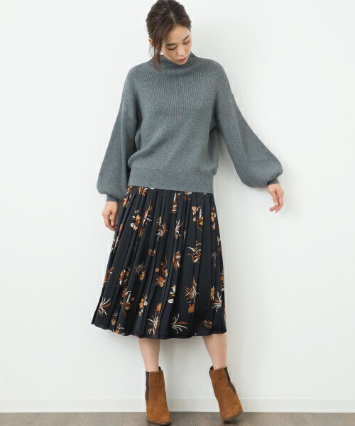 INTERPLANET（インタープラネット）の「レトロボタニカルプリーツSK（スカート・レディース・オフホワイト/ネイビー・FREE）」の15枚目の写真