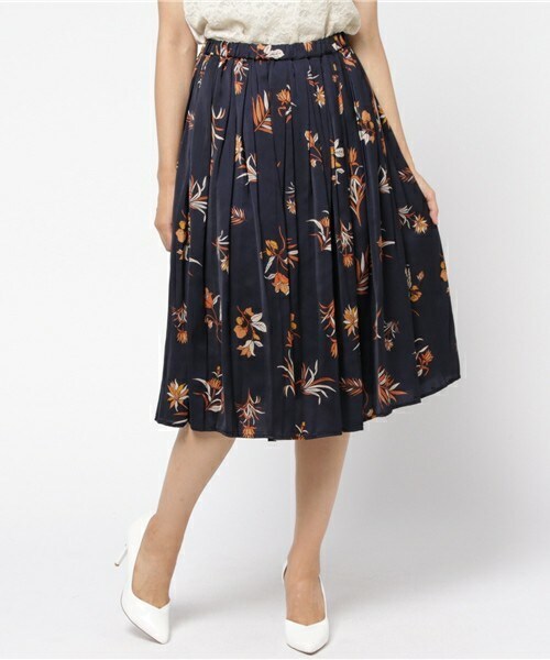 INTERPLANET（インタープラネット）の「レトロボタニカルプリーツSK（スカート・レディース・オフホワイト/ネイビー・FREE）」の11枚目の写真