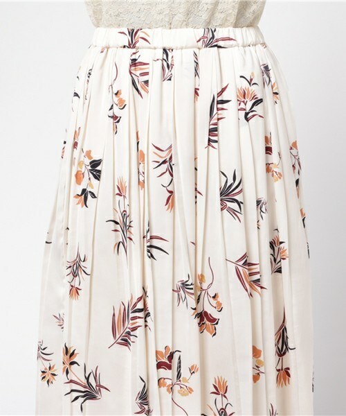 INTERPLANET（インタープラネット）の「レトロボタニカルプリーツSK（スカート・レディース・オフホワイト/ネイビー・FREE）」の6枚目の写真