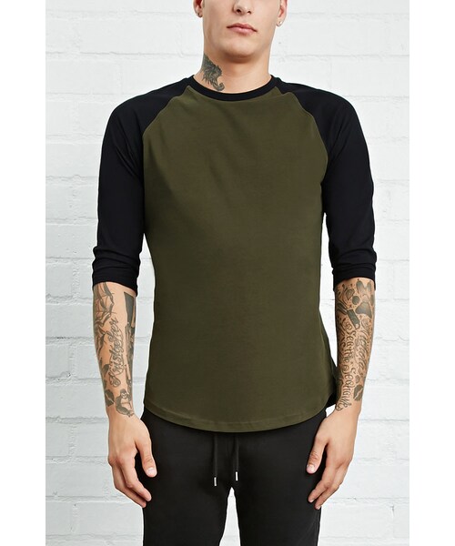 FOREVER 21（フォーエバー トゥエンティーワン）の「[MEN]コットンラグランTシャツ（トップス・メンズ・WHITE/BLACK/OLIVE/BLACK・XS/S/M/L/XL）」の5枚目の写真