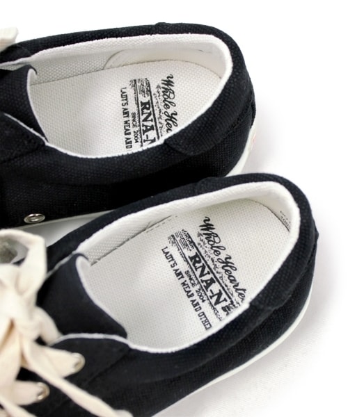 RNA-N（アールエヌエーエヌ）の「＜予約＞キャンバススニーカー（シューズ・レディース・ホワイト/ブラック/キナリ・S/M）」の10枚目の写真