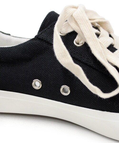 RNA-N（アールエヌエーエヌ）の「＜予約＞キャンバススニーカー（シューズ・レディース・ホワイト/ブラック/キナリ・S/M）」の9枚目の写真