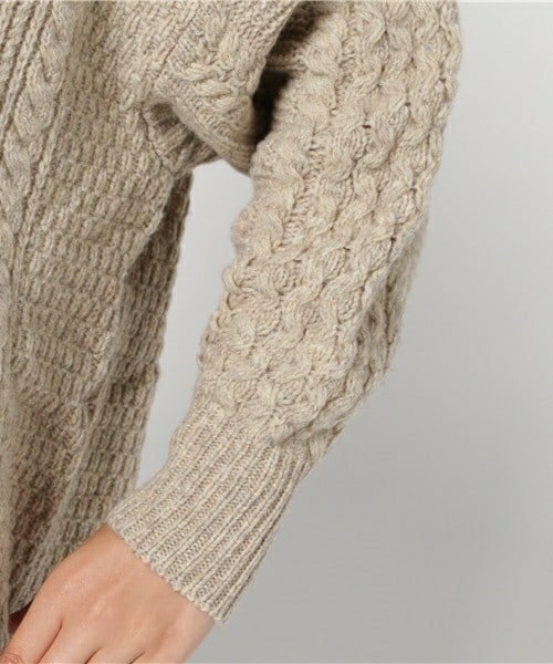 mame（マメ）の「mame Vネックケーブルニット（ニット/セーター）」 - WEAR