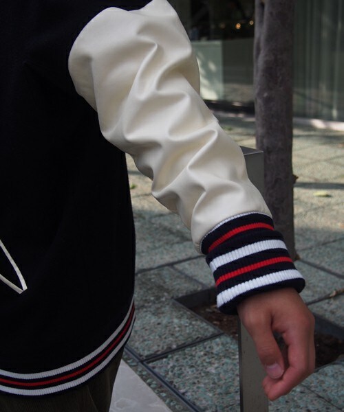 FRAPBOIS（フラボア）の「スクールズ（スタジャン）」 - WEAR