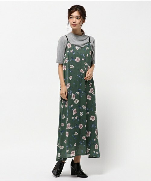 archives（アルシーヴ）の「レトロフラワーキャミマキシワンピース（ワンピース・レディース・ブラック/カーキ/ネイビー・MEDIUM）」の2枚目の写真