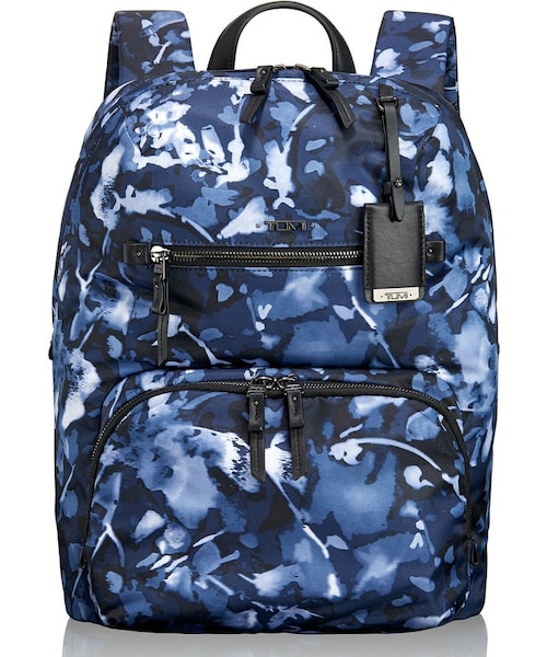 TUMI（トゥミ）の「Tumi Voyageur Indigo Floral Halle Backpack