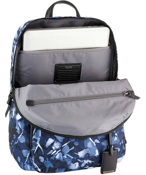 TUMI（トゥミ）の「Tumi Voyageur Indigo Floral Halle Backpack  display picture 2