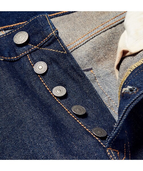 Levi's（リーバイス）の「Levi's 501 CT Denim Jeans（デニムパンツ・メンズ・Blue・28W 32L/30W 32L/31W 32L/32W 32L/32W 34L/33W 32L/33W 34L/34W 32L/34W 34L/36W 32L/36W 34L/38W 34L）」の5枚目の写真