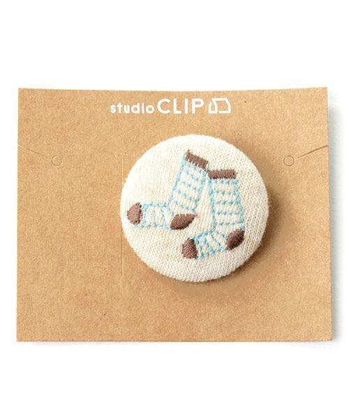 studio CLIP(スタディオクリップ)の「手書き刺繍ブローチ(アクセサリー・スター/メガネ/リボン/ソックス・F)」の9枚目の写真