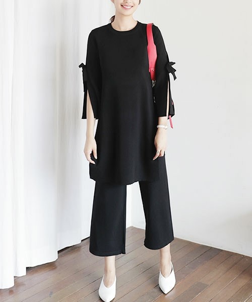 DHOLIC(ディーホリック)の「スリットニットロングTシャツ&ワイドパンツSET(ベスト・レディース・ブラック/ホワイト・FREE)」の1枚目の写真