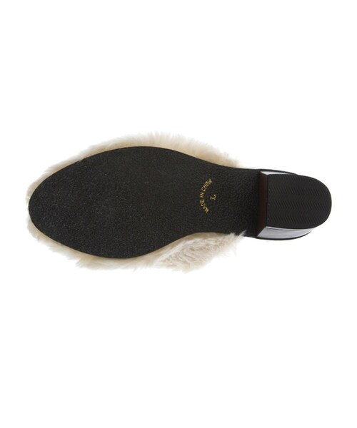 w closet(ダブルクローゼット)の「ファーつっかけサンダル(シューズ・レディース・キナリ/キャメル/ブラック・M/L)」の7枚目の写真